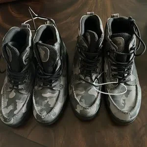 Ecco | Shoes | Ecco Mens Track 25 Camo Goretex Shoe In  display picture 1